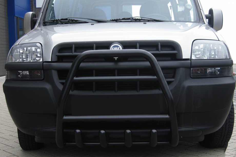 Fiat Doblo I 2001–2005 Priekšējais aizsargstienis QT007 Black (nerūsējošais tērauds) Image
