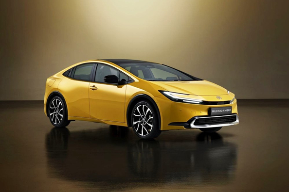 Toyota Prius (XW60): Leģendārā hibrīda piektā paaudze