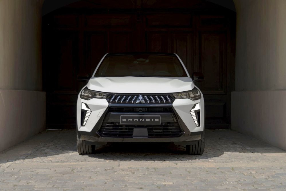 Mitsubishi Grandis 2025 apskats: modeļa atgriešanās krosovera formātā