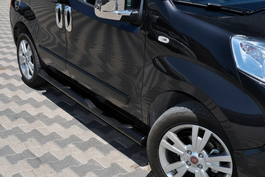 Fiat Fiorino/Qubo 2008–2024 Sānu caurules Ø70 Black (2 gab., nerūsējošais tērauds) Foto 3