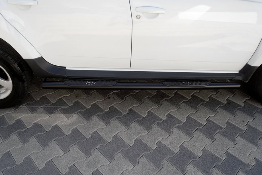 Renault Duster 2008–2017 Sānu caurules ar ieliktņiem Black (2 gab., nerūsējošais tērauds) Image