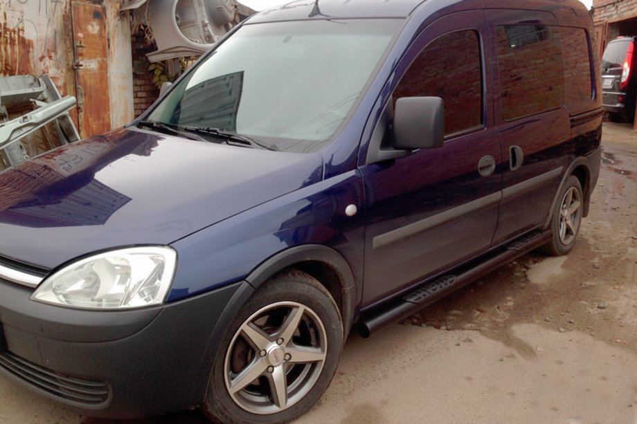Opel Combo 2002–2012 Sānu caurules Black (2 gab., nerūsējošais tērauds) Image