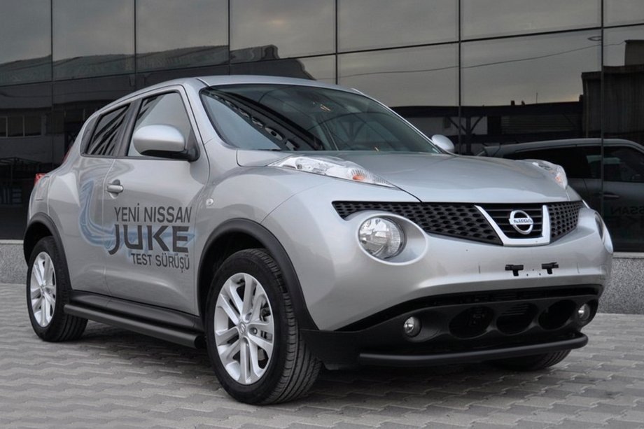 Nissan Juke 2010–2019 Sānu caurules Ø60 Black (2 gab., nerūsējošais tērauds) Foto 1