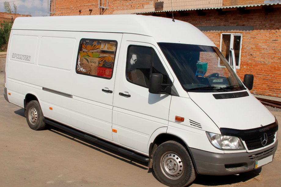 Mercedes Sprinter W901/902/903/904/905 1995–2006 Sānu caurules Black (2 gab., nerūsējošais tērauds) Vidējā bāze, d70 Foto 2