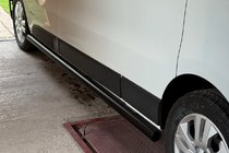 Renault Trafic 2001–2015 Sānu caurules BB002 Black (2 gab., nerūsējošais tērauds) foto 2