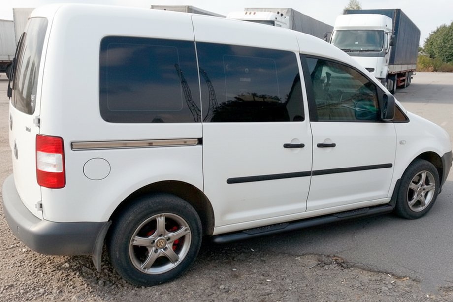 Volkswagen Caddy 2020– Sānu caurules BB001 Black (2 gab., nerūsējošais tērauds) Ø60, Maxi garā bāze Foto 2