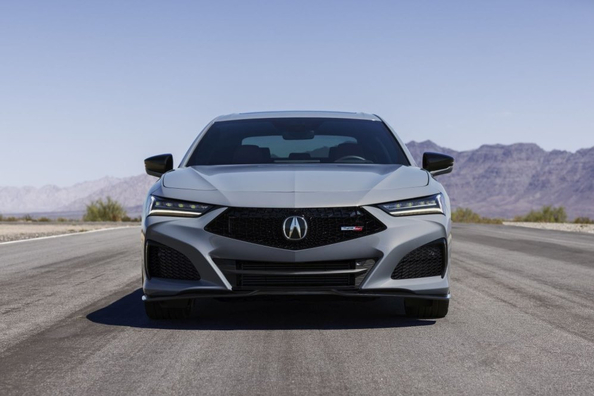 Acura TLX Type S (feislifts 2023) apskats: sportisks premium sedans ar turbo V6