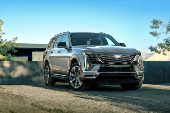 Cadillac Escalade IQL 2026 apskats: 750 ZS pagarināts elektriskais flagmanis