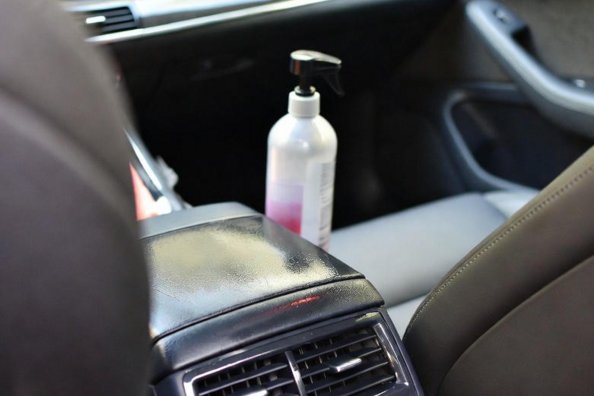 Kā atjaunot auto salona plastmasu: atgriežam spīdumu un svaigumu