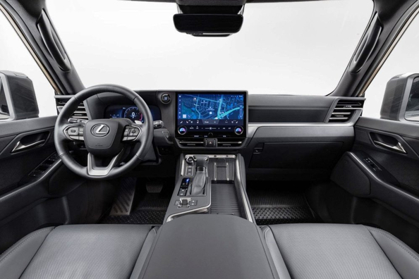 Lexus GX 550 (J250) apskats: premium apvidus automobilis ar off-road potenciālu Foto 5