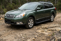 Subaru Outback 2009–2014 Sānu pakāpieni Bosphorus Black (2 gab., alumīnijs) foto 1