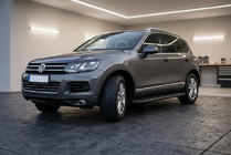 Volkswagen Touareg 2010–2018 Sānu pakāpieni Bosphorus Black (2 gab., alumīnijs) foto 1