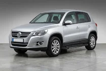 Volkswagen Tiguan 2007–2016 Sānu pakāpieni RedLine Black (2 gab., alumīnijs) foto 1