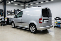 Volkswagen Caddy 2004–2010 Sānu pakāpieni Tayga Grey (2 gab., alumīnijs) Maxi riteņu bāze foto 1