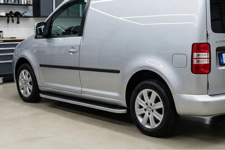 Volkswagen Caddy 2010–2015 Sānu pakāpieni Tayga (2 gab., alumīnijs) Maxi riteņu bāze Image
