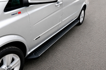 Mercedes Vito/V klase W447 2014– Sānu sliekšņi Allmond Black (2 gab., alumīnijs) foto 1