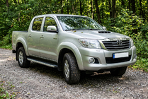 Toyota Hilux 2006–2015 Sānu pakāpieni Fullmond (2 gab., alumīnijs) foto 1