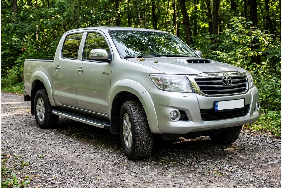 Toyota Hilux 2006–2015 Sānu pakāpieni Fullmond (2 gab., alumīnijs) Image
