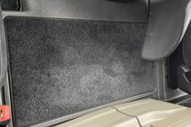 MAN TGX 2020– Tekstila paklājiņi Deluxe (Melni) foto 3