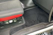 Volvo FH 2012– Premium tekstila paklājiņi (Melni) foto 2