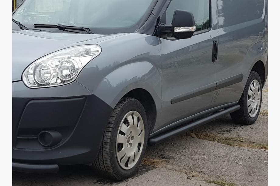 Fiat Doblo II 2010–2022 Sānu caurules Black (2 gab., nerūsējošais tērauds) 70 mm, standarta bāze Image