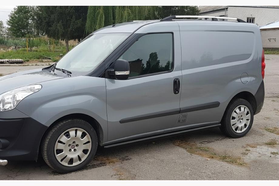 Opel Combo 2012–2018 Sānu caurules Black (2 gab., nerūsējošais tērauds) 70 mm, standarta bāze Foto 2
