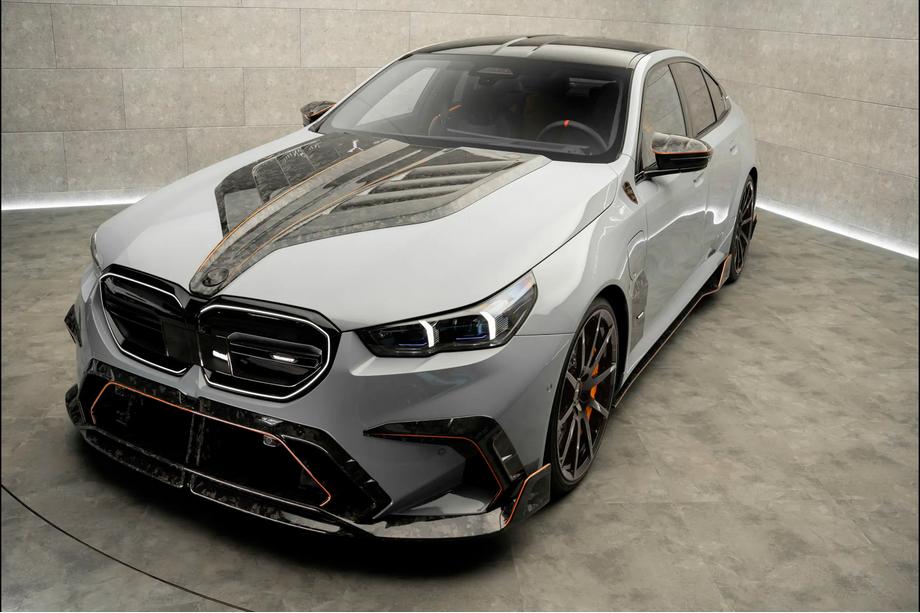 BMW 5/i5 sērija G60/G60E/G61 2023– MNSR Carbon virsbūves komplekts (M5, kaltais oglekļa šķiedras) Image