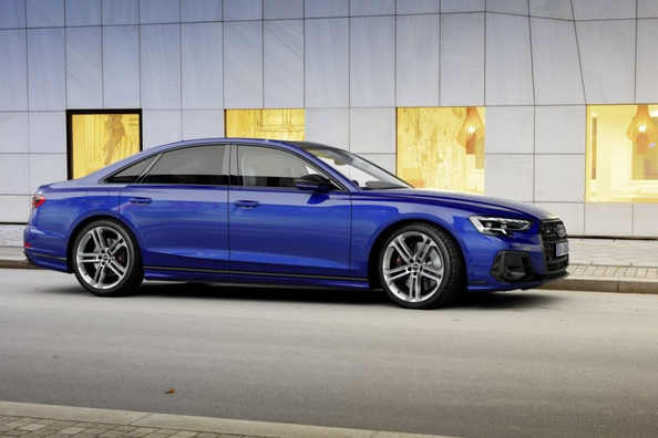 Audi S8 (D5) apskats: jaudīgs luksusa sporta sedans
