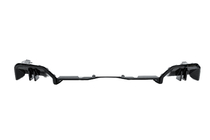 BMW 5/i5 sērija G60/G60E/G61 2023– Aizmugurējā bampera difuzors, spīdīgi melns (M-Sport) foto 2