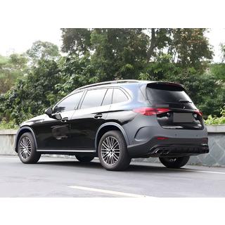 Aizmugurējais buferis komplektā GLC63 AMG foto 2