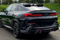 BMW X6 G06 2019–2027 Aizmugurējā bampera difuzors ar LRT izplūdes uzgaļiem (M-Sport 2023+, Carbon) foto 2