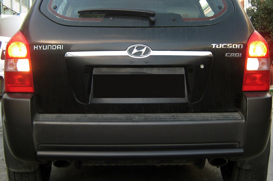 Hyundai Tucson JM 2004– Aizmugurējais aizsargstienis AK002 Black (nerūsējošais tērauds) Image