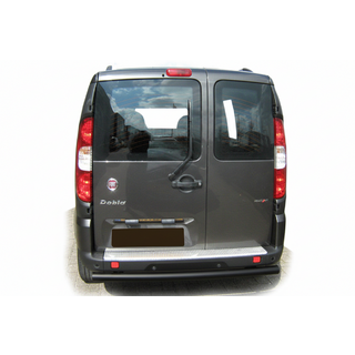 Aizmugurējais aizsargstienis AK002 Black (nerūsējošais tērauds) Fiat Doblo I 2005–2010
