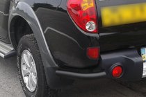 Mitsubishi L200 2006–2015 Aizmugures stūri AK003 Black (2 gab., nerūsējošais tērauds) foto 2