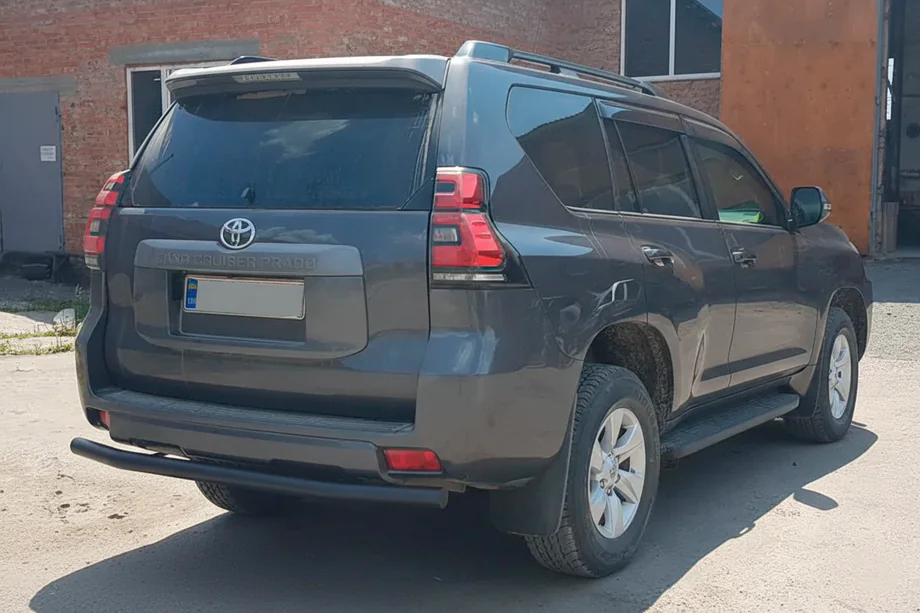 Toyota Land Cruiser Prado 150 2009–2023 Aizmugurējais aizsargstienis AK002 Black (nerūsējošais tērauds) Foto 1