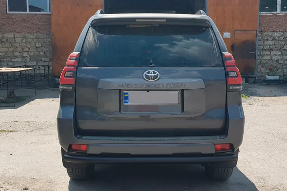 Toyota Land Cruiser Prado 150 2009–2023 Aizmugurējais aizsargstienis AK002 Black (nerūsējošais tērauds) Foto 3