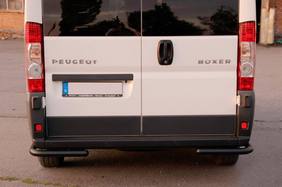 Peugeot Boxer 2006–2025 Aizmugures stūra elementi AK003 Black (2 gab., nerūsējošais tērauds) Foto 3