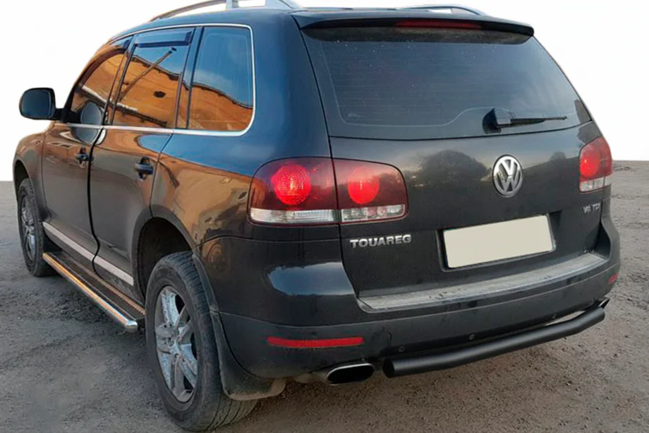 Volkswagen Touareg 2002–2010 Aizmugurējais aizsargstienis AK002 Black (2 gab., nerūsējošais tērauds) Image
