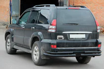 Toyota Land Cruiser Prado 120 2002–2009 Aizmugurējie dubultie stūra stieņi AK003-1 Black (2 gab., nerūsējošais tērauds) foto 3