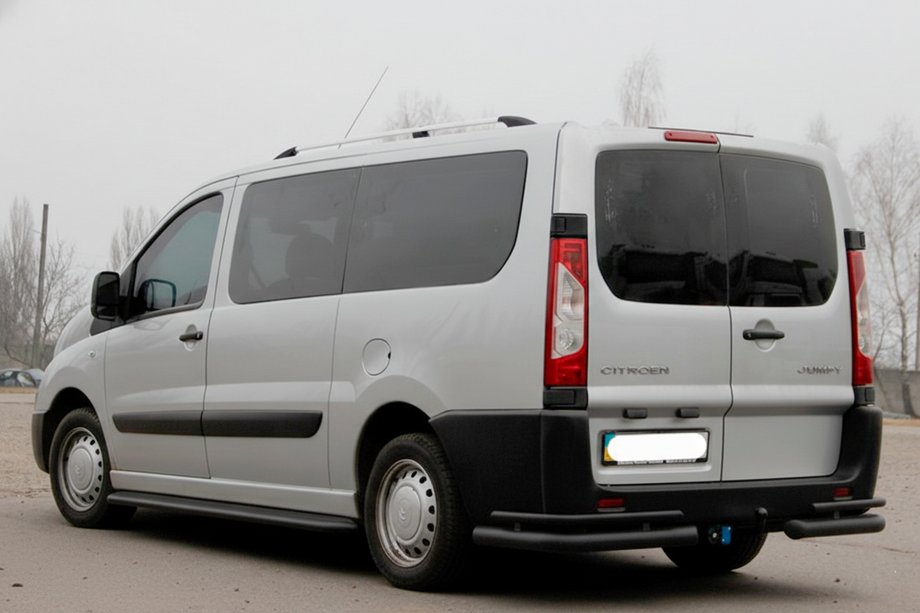 Fiat Scudo 2007–2015 Aizmugurējie stūra aizsargstieņi AK003-Double Black (2 gab., nerūsējošais tērauds) Foto 3