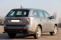 Mitsubishi Outlander 2012–2021 Aizmugurējā aizsargstīpa AK004 Black (nerūsējošais tērauds) foto 3