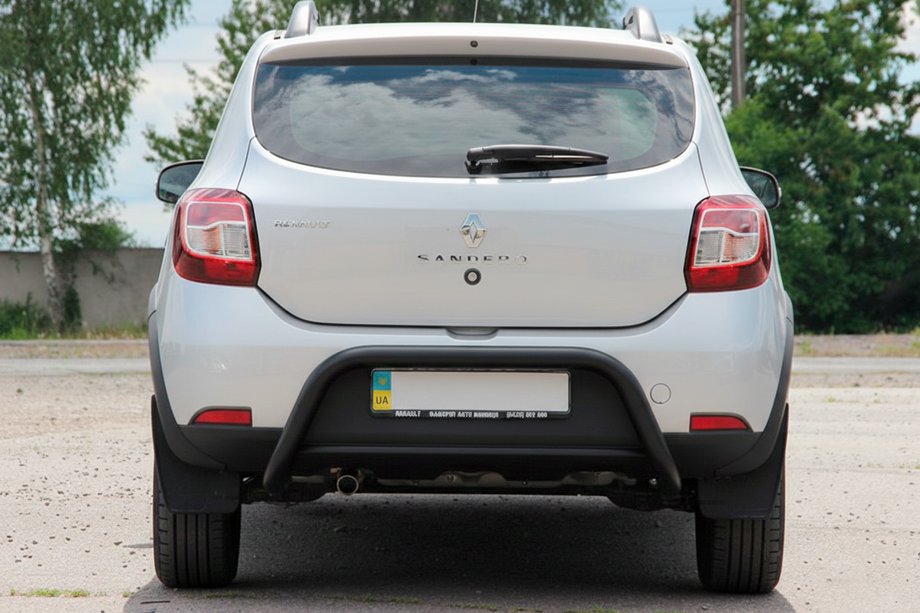 Renault Sandero 2013–2022 Aizmugures arka AK007 Black (nerūsējošais tērauds) Foto 1
