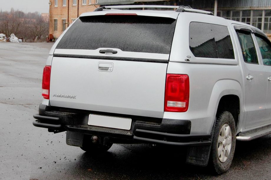 Volkswagen Amarok 2010–2022 Aizmugurējie stūru aizsargi AK003-Double Black (2 gab., nerūsējošais tērauds) Image