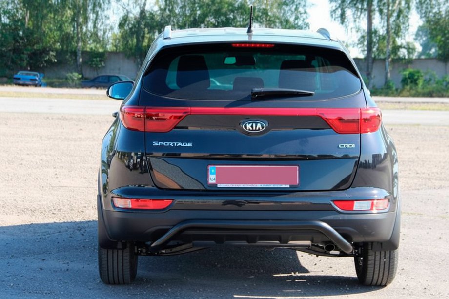 Kia Sportage 2015–2021 Aizmugurējais aizsargstienis AK007 Black (nerūsējošais tērauds) Foto 3