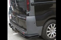 Opel Vivaro 2001–2015 Aizmugurējie stūru aizsargi AK003-Подвійний Melni (nerūsējošais tērauds) foto 1