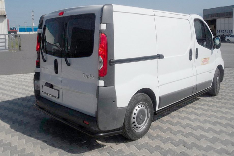 Nissan Primastar 2002–2014 Aizmugures aizsargstienis AK005 Black (nerūsējošais tērauds) Image