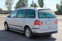 Volkswagen Sharan 1995–2010 Aizmugurējais aizsargstienis AK005 Black foto 4