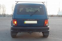Lada Niva un Urban 1977– Aizmugures aizsargstienis AK002 dubults Melns foto 2