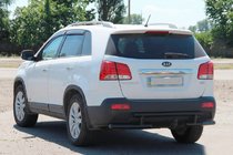 Kia Sorento II XM 2009–2014 Aizmugures aizsargloks AK002-2 Black (nerūsējošais tērauds) foto 2