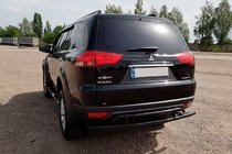 Mitsubishi Pajero Sport 2008–2015 Aizmugurējais aizsargstienis AK002-2 Black (2 gab., nerūsējošais tērauds) foto 3